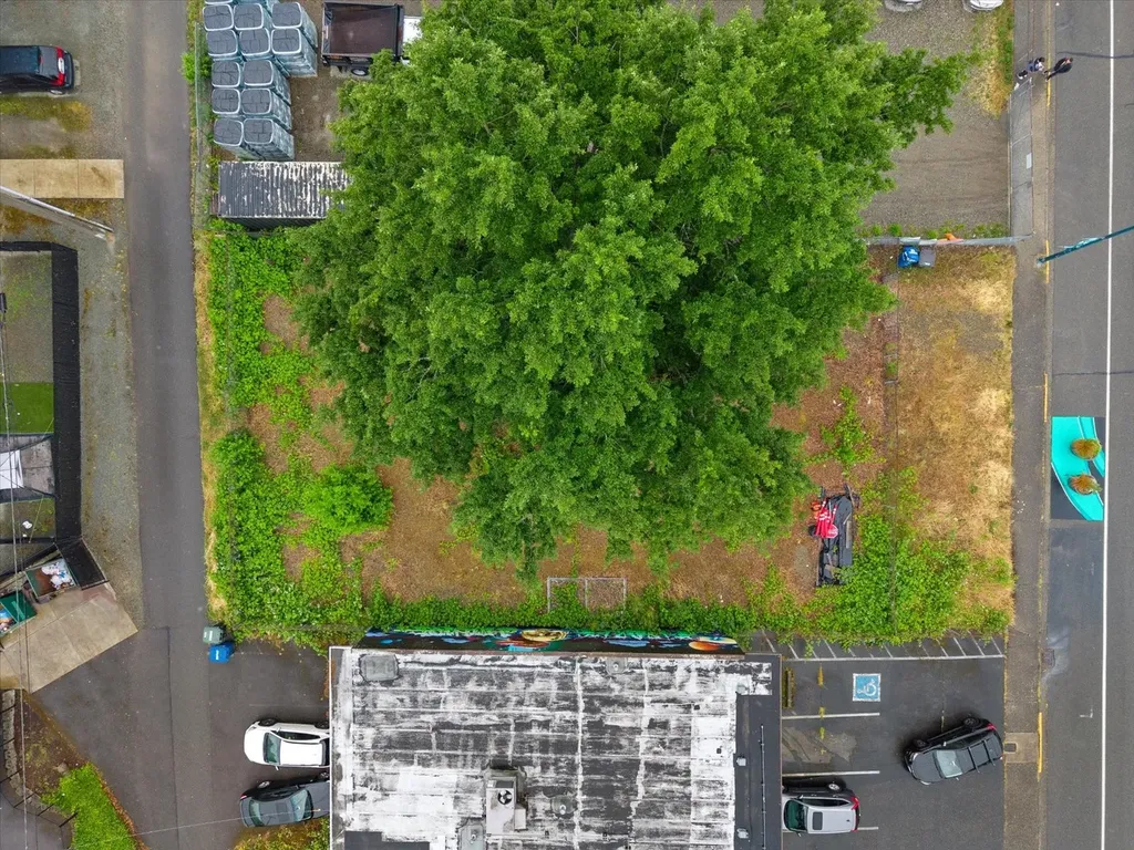 435 153rd Avenue SW Burien WA 98166