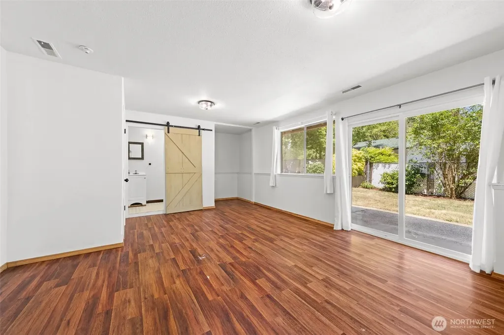 3560 NE Arrowhead Drive Bremerton WA 98311
