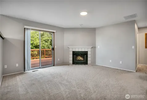 21211 95th Court S Kent WA 98031