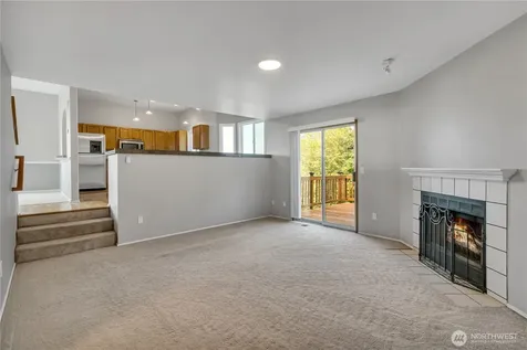 21211 95th Court S Kent WA 98031
