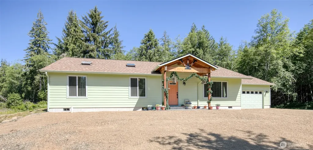 1541 Kirkpatrick Road Hoquiam WA 98550
