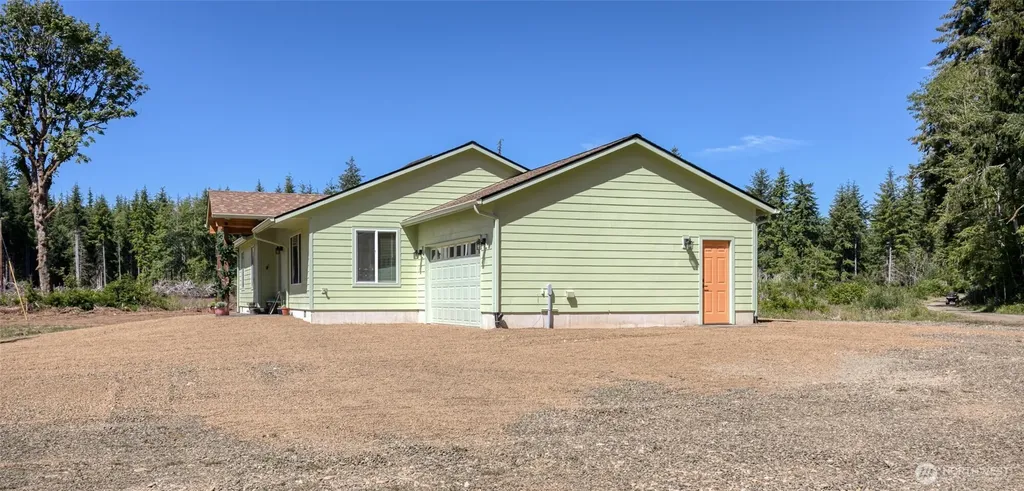 1541 Kirkpatrick Road Hoquiam WA 98550