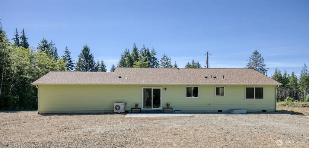 1541 Kirkpatrick Road Hoquiam WA 98550