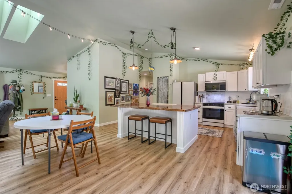 1541 Kirkpatrick Road Hoquiam WA 98550