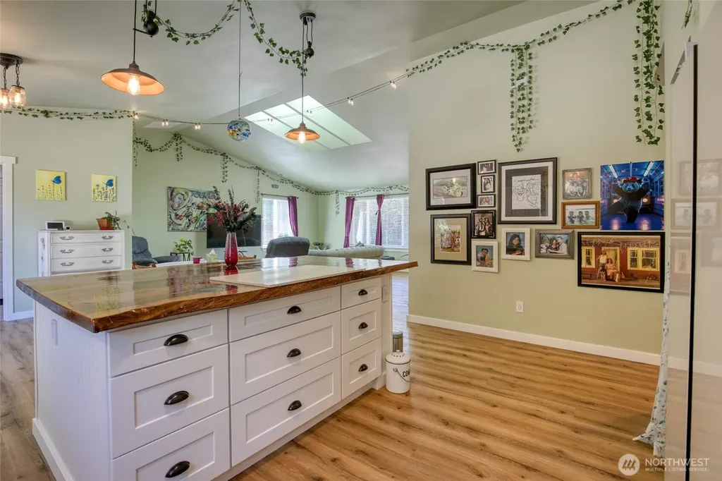 1541 Kirkpatrick Road Hoquiam WA 98550