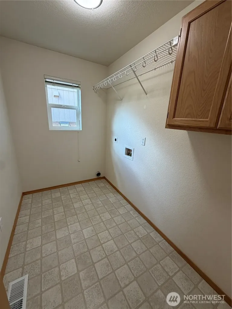 4222 Shale Street SE Lacey WA 98503