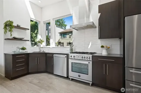 3929 2nd Avenue NE Seattle WA 98105