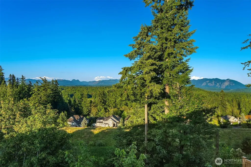 1836 273rd Place SE Sammamish WA 98075
