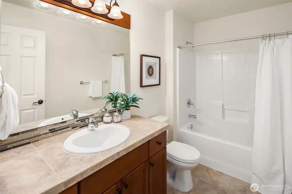 1836 273rd Place SE Sammamish WA 98075