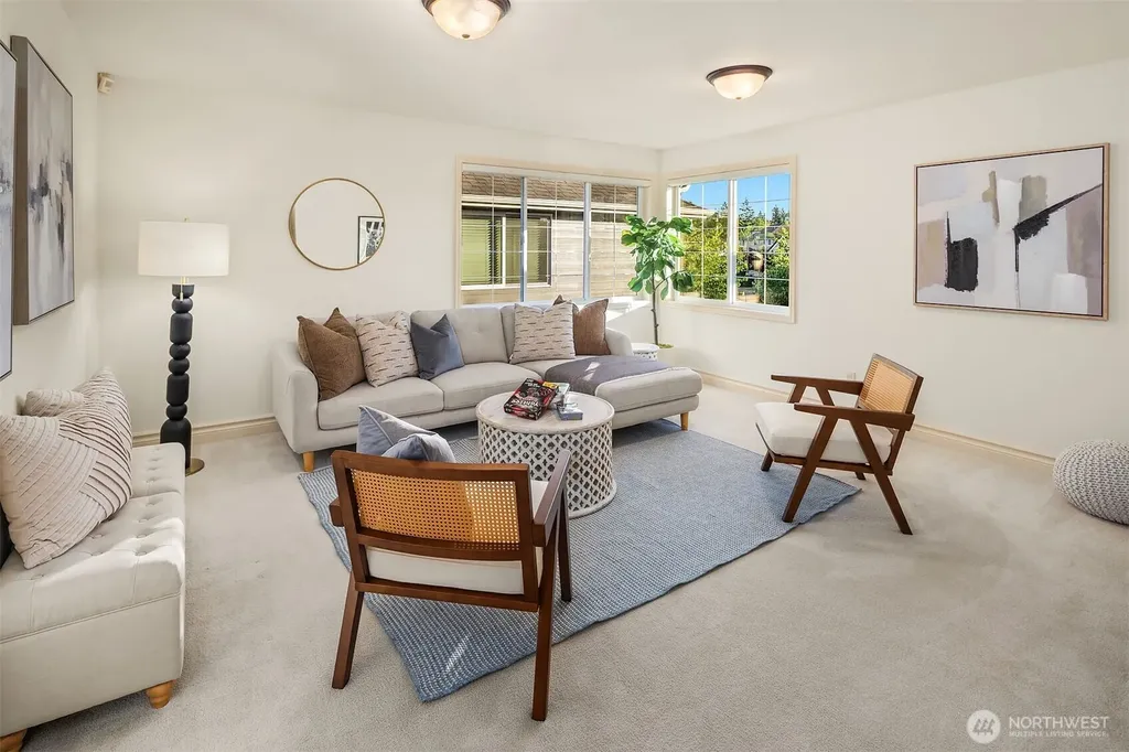 1836 273rd Place SE Sammamish WA 98075