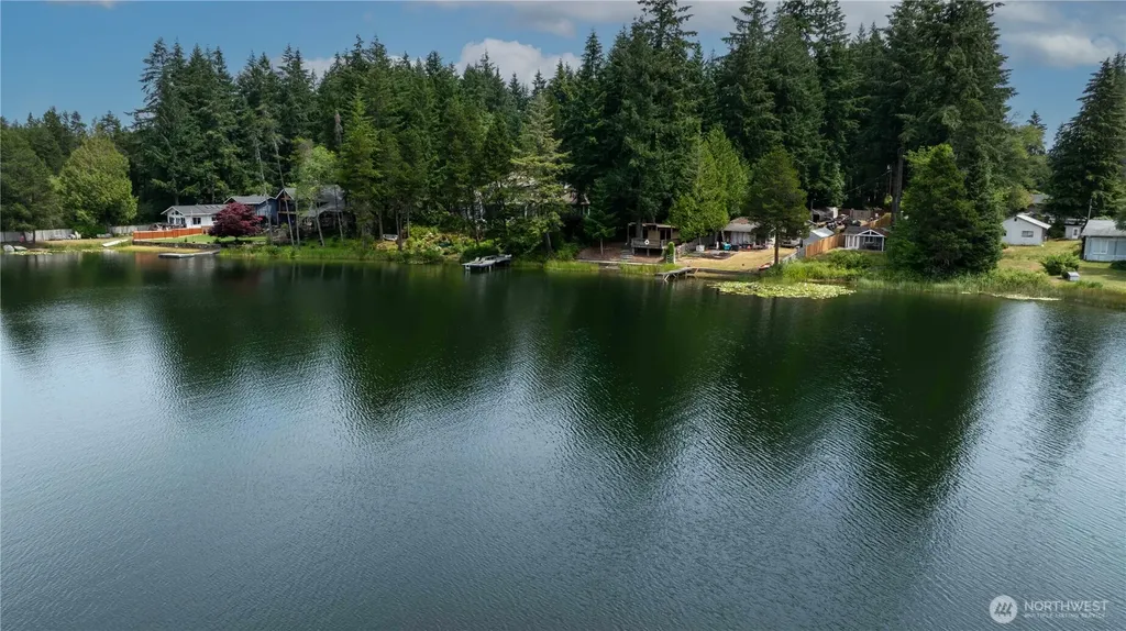 1173 SW Lake Street Port Orchard WA 98367