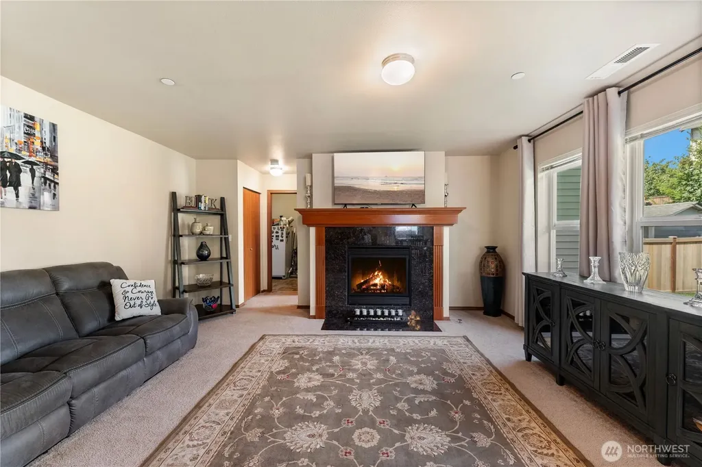 3197 Sheaser Way Dupont WA 98327