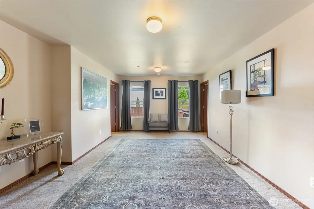 3197 Sheaser Way Dupont WA 98327