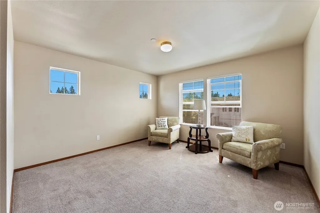 3197 Sheaser Way Dupont WA 98327