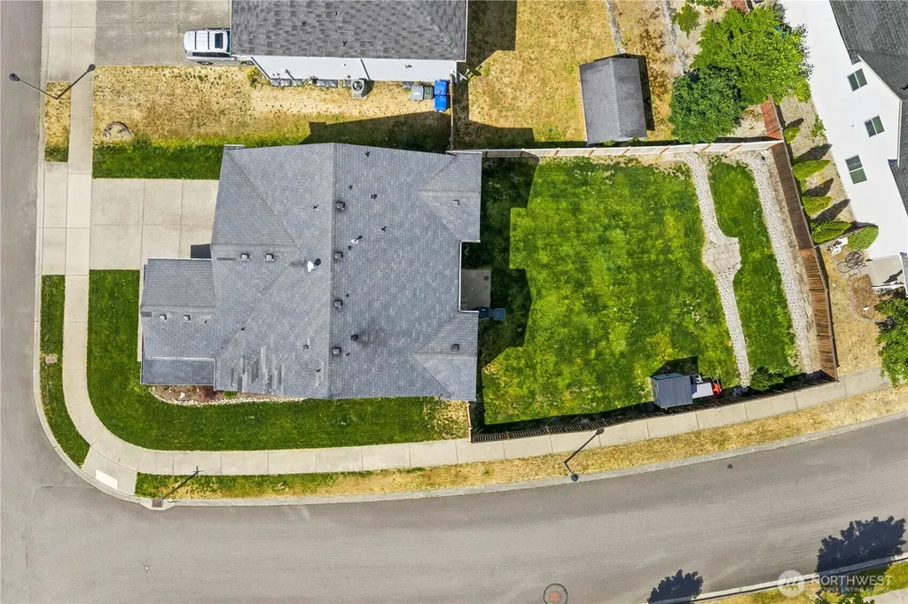 3197 Sheaser Way Dupont WA 98327