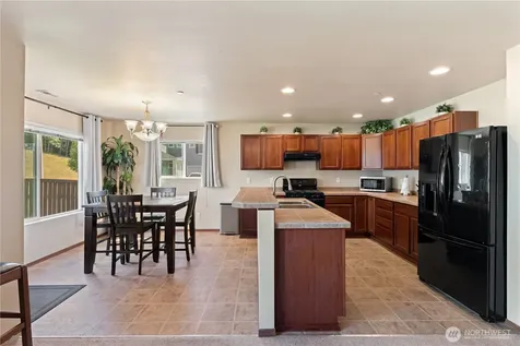 3197 Sheaser Way Dupont WA 98327