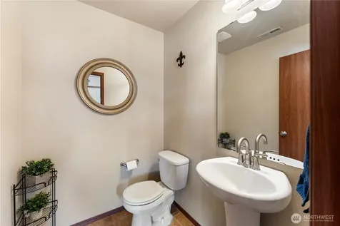 3197 Sheaser Way Dupont WA 98327