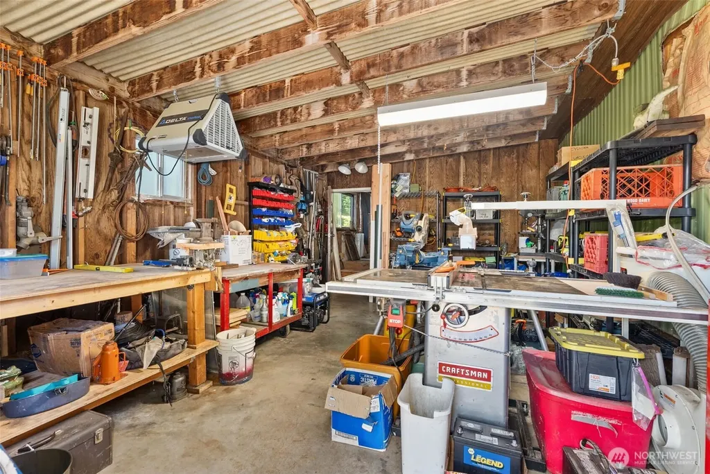 1788 Nelson Road Raymond WA 98577