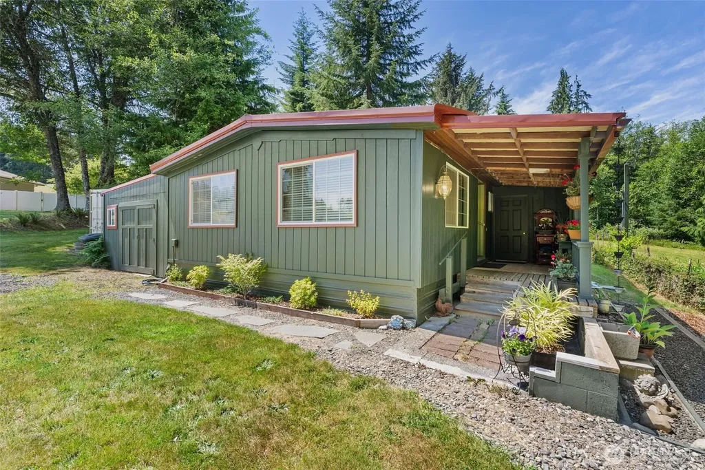 1788 Nelson Road Raymond WA 98577