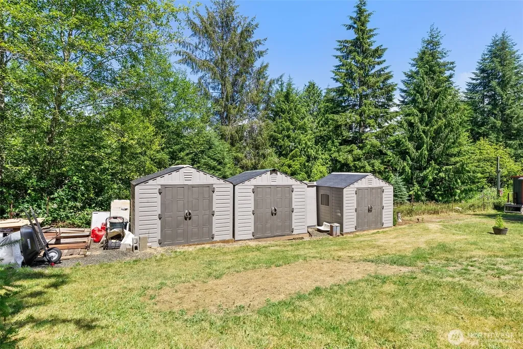 1788 Nelson Road Raymond WA 98577