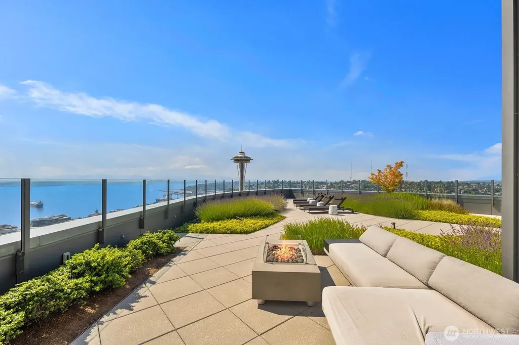 2510 6th Avenue Seattle WA 98121