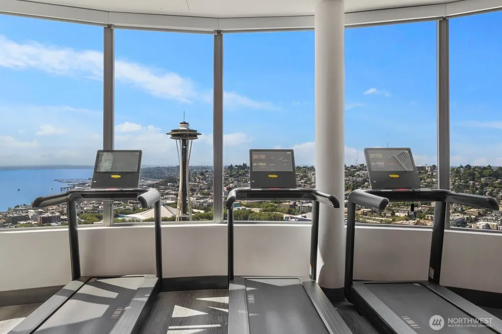 2510 6th Avenue Seattle WA 98121
