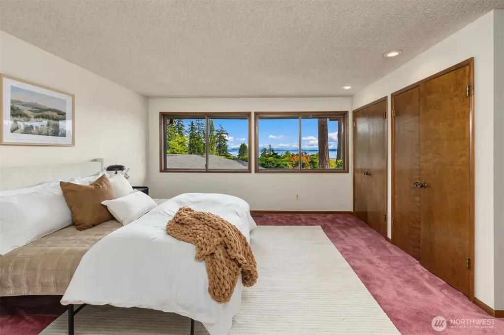 9793 NE Murden Cove Drive Bainbridge Island WA 98110