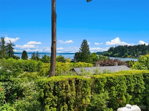 9793 NE Murden Cove Drive Bainbridge Island WA 98110