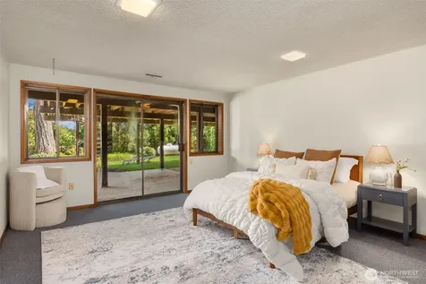 9793 NE Murden Cove Drive Bainbridge Island WA 98110