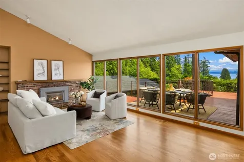 9793 NE Murden Cove Drive Bainbridge Island WA 98110