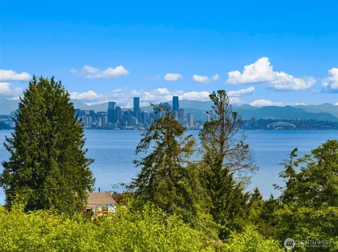 9793 NE Murden Cove Drive Bainbridge Island WA 98110