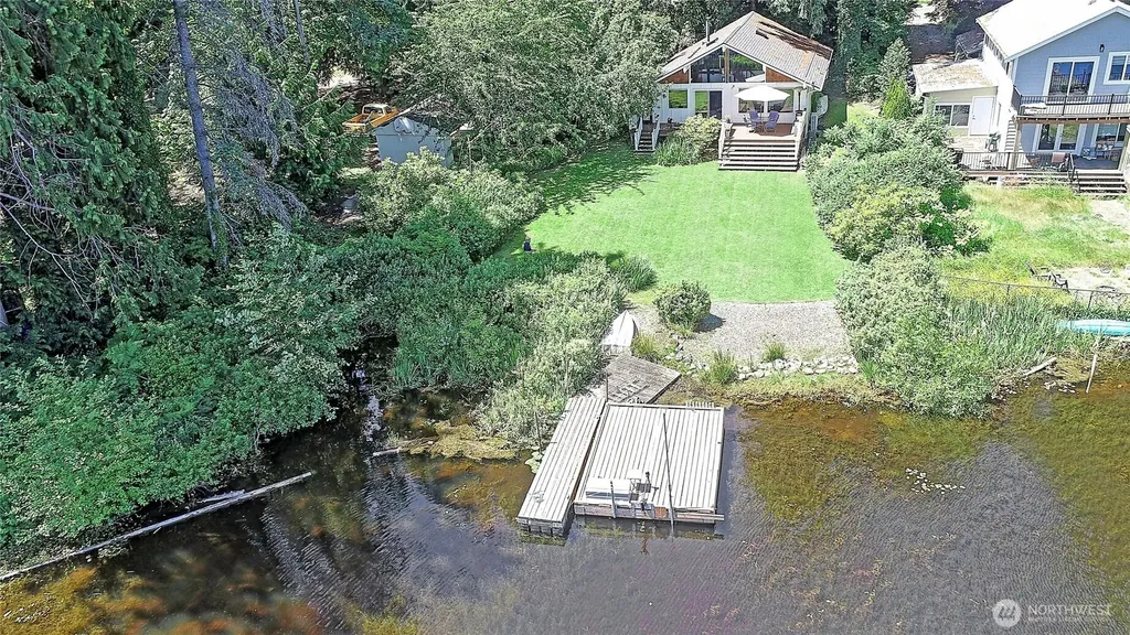 13806 W Lake Kathleen Drive SE Renton WA 98059
