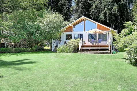 13806 W Lake Kathleen Drive SE Renton WA 98059