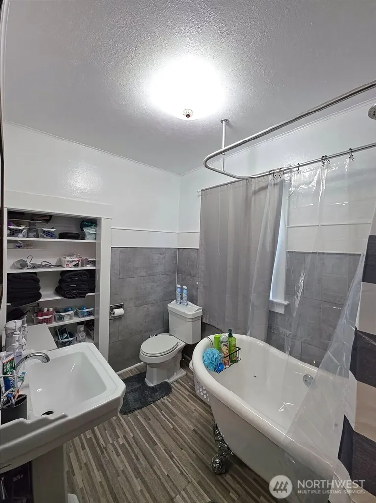 317 Sunset Drive Hoquiam WA 98550