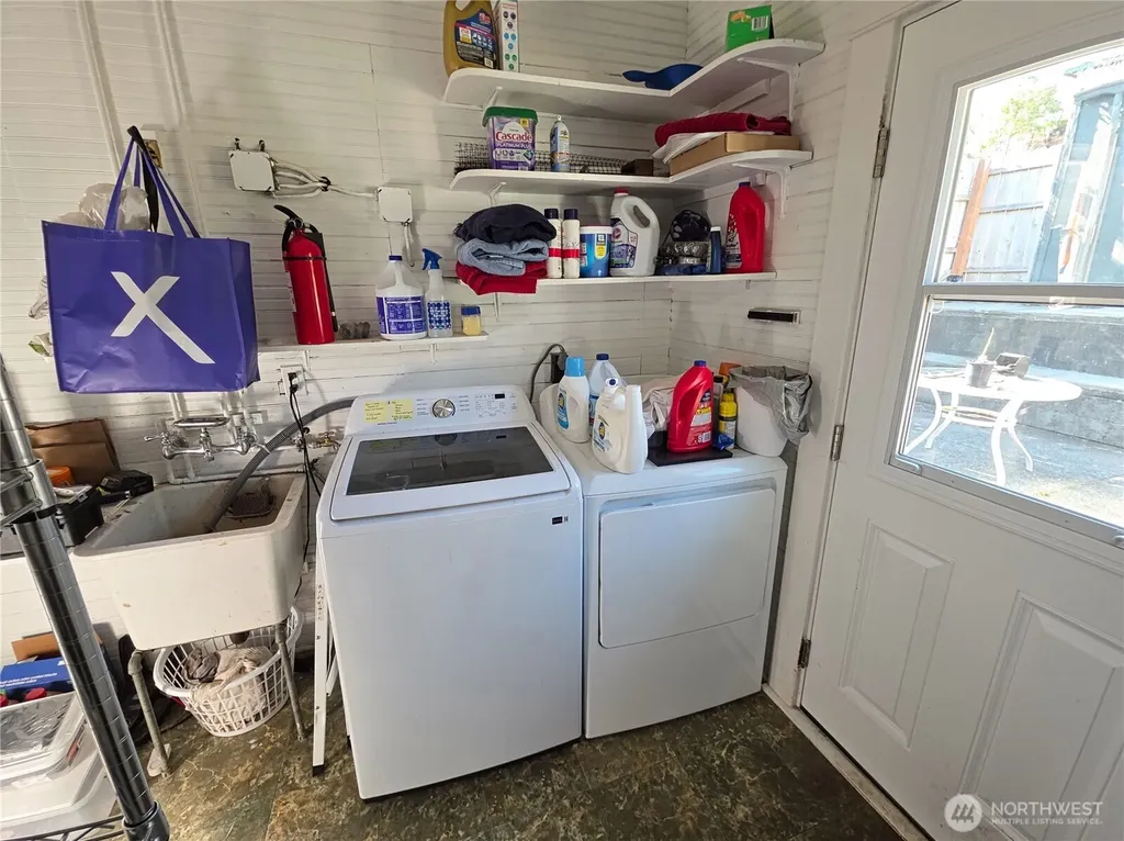 317 Sunset Drive Hoquiam WA 98550