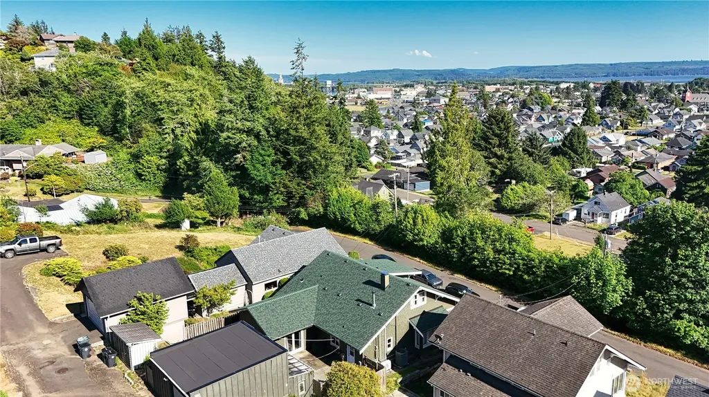317 Sunset Drive Hoquiam WA 98550