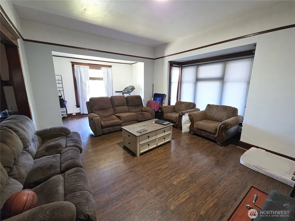 317 Sunset Drive Hoquiam WA 98550