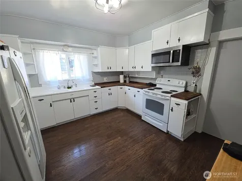 317 Sunset Drive Hoquiam WA 98550
