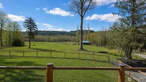 22955 Rose Road Mount Vernon WA 98274
