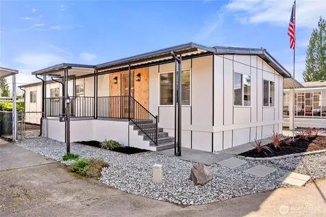 1510 Maple Lane Kent WA 98030
