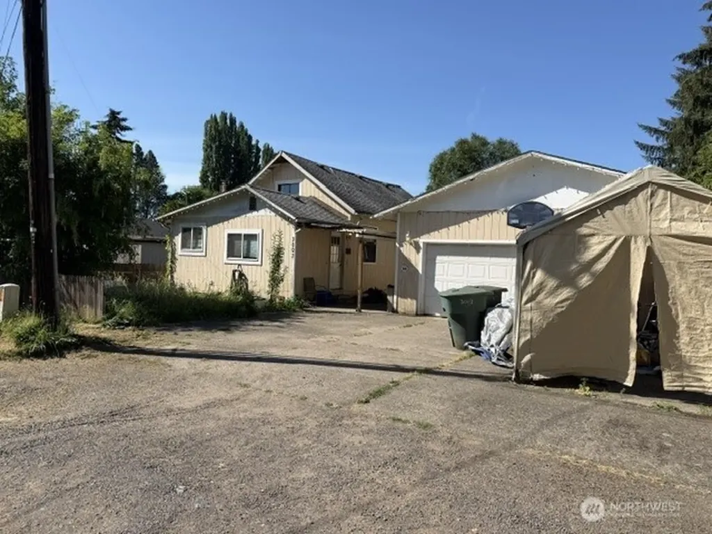 3003 Pine Street Longview WA 98632