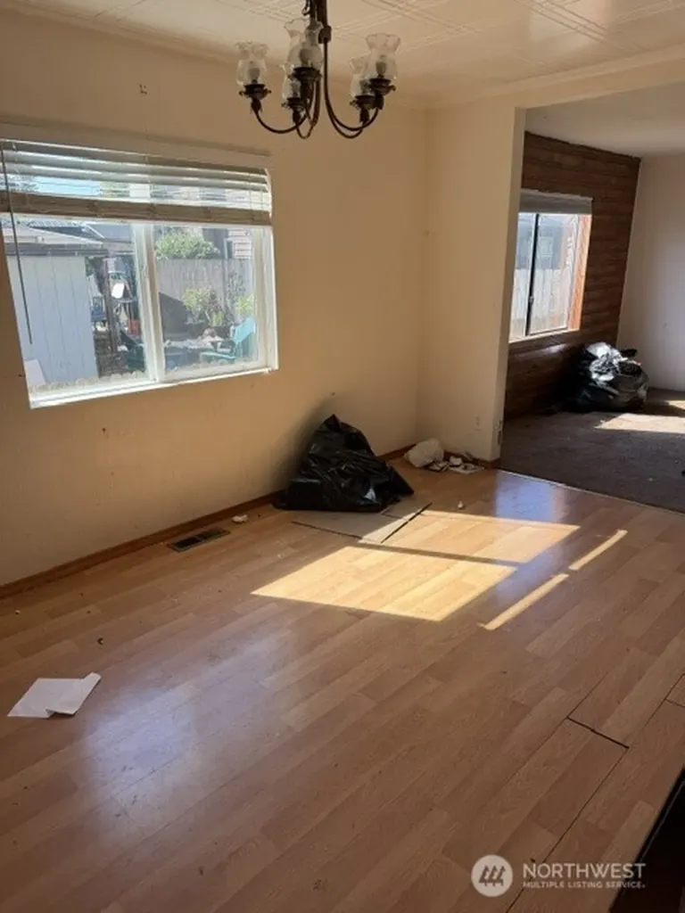 3003 Pine Street Longview WA 98632