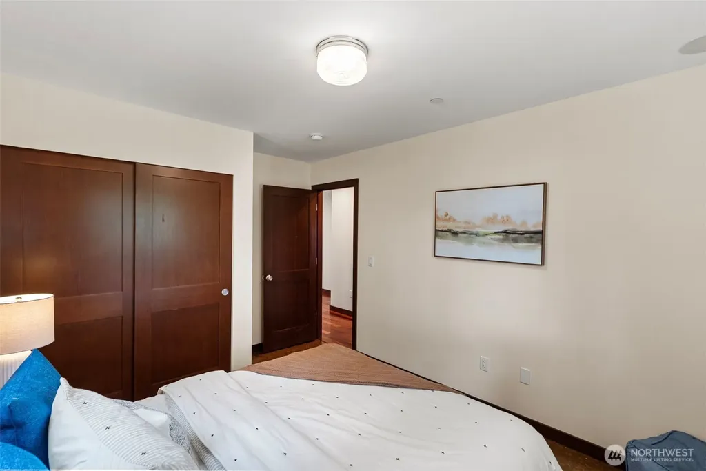 1709 Shorewood Drive Bremerton WA 98312
