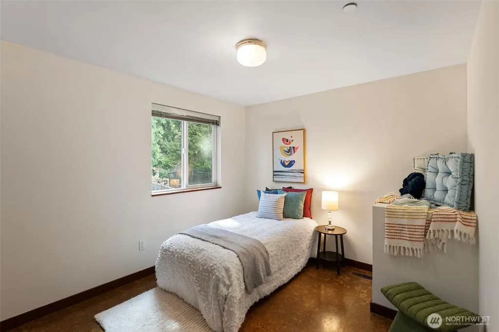 1709 Shorewood Drive Bremerton WA 98312