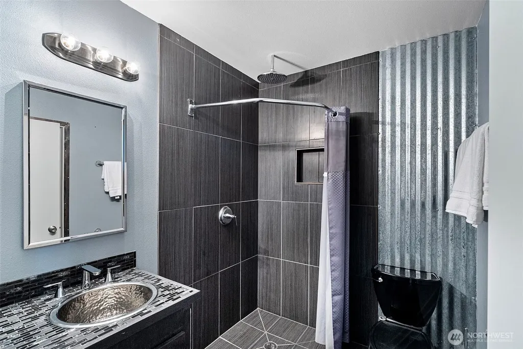 1709 Shorewood Drive Bremerton WA 98312