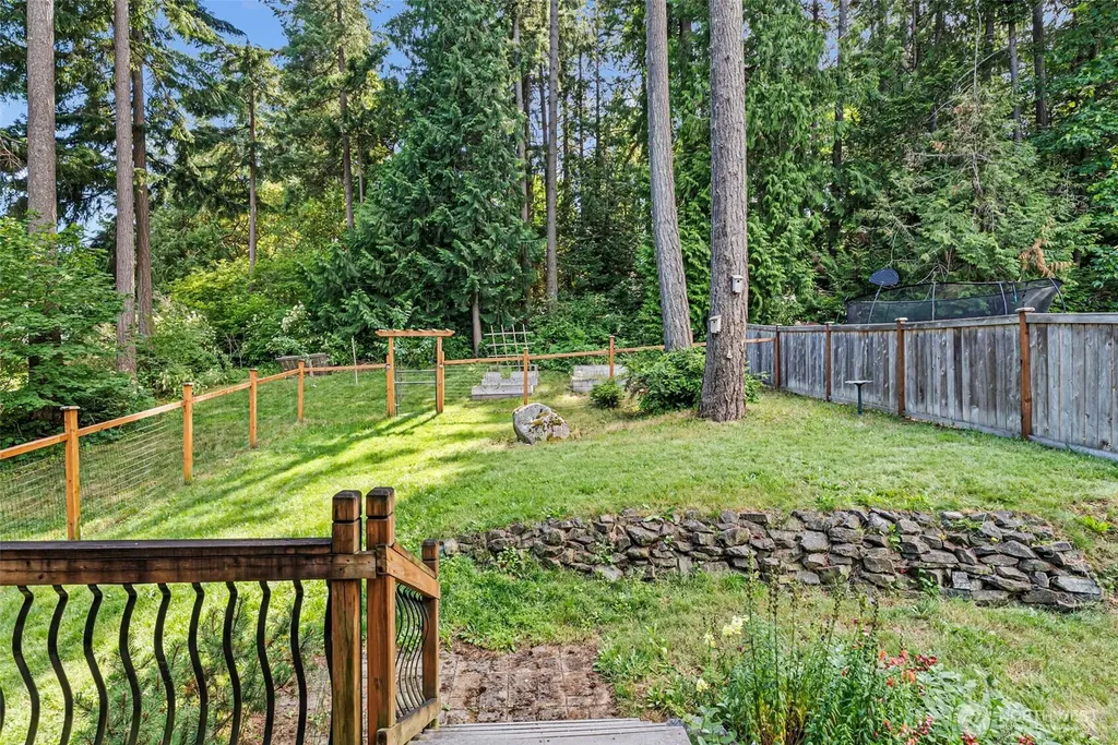 1709 Shorewood Drive Bremerton WA 98312