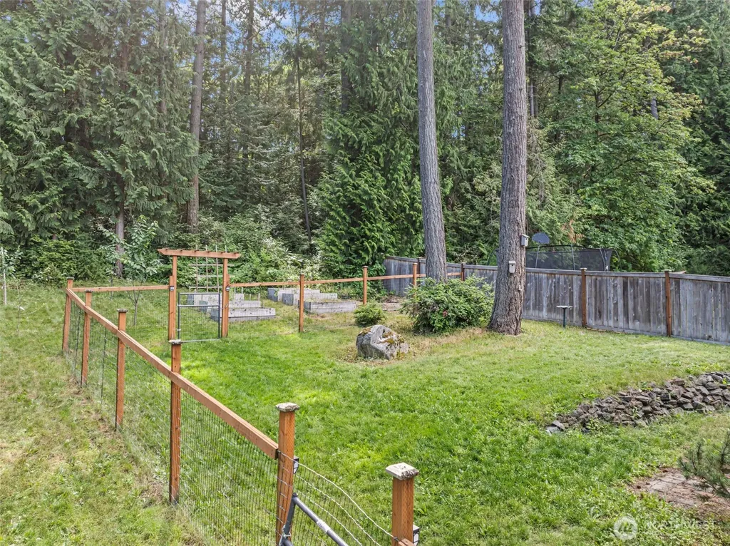 1709 Shorewood Drive Bremerton WA 98312