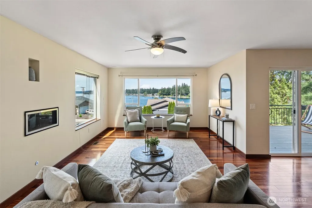 1709 Shorewood Drive Bremerton WA 98312