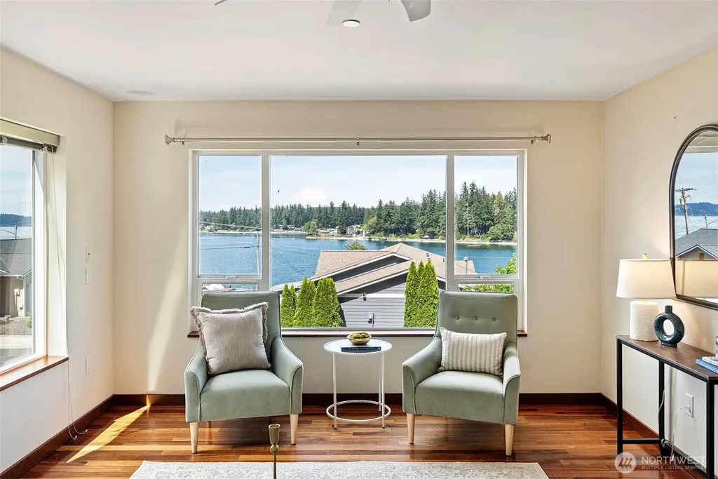 1709 Shorewood Drive Bremerton WA 98312