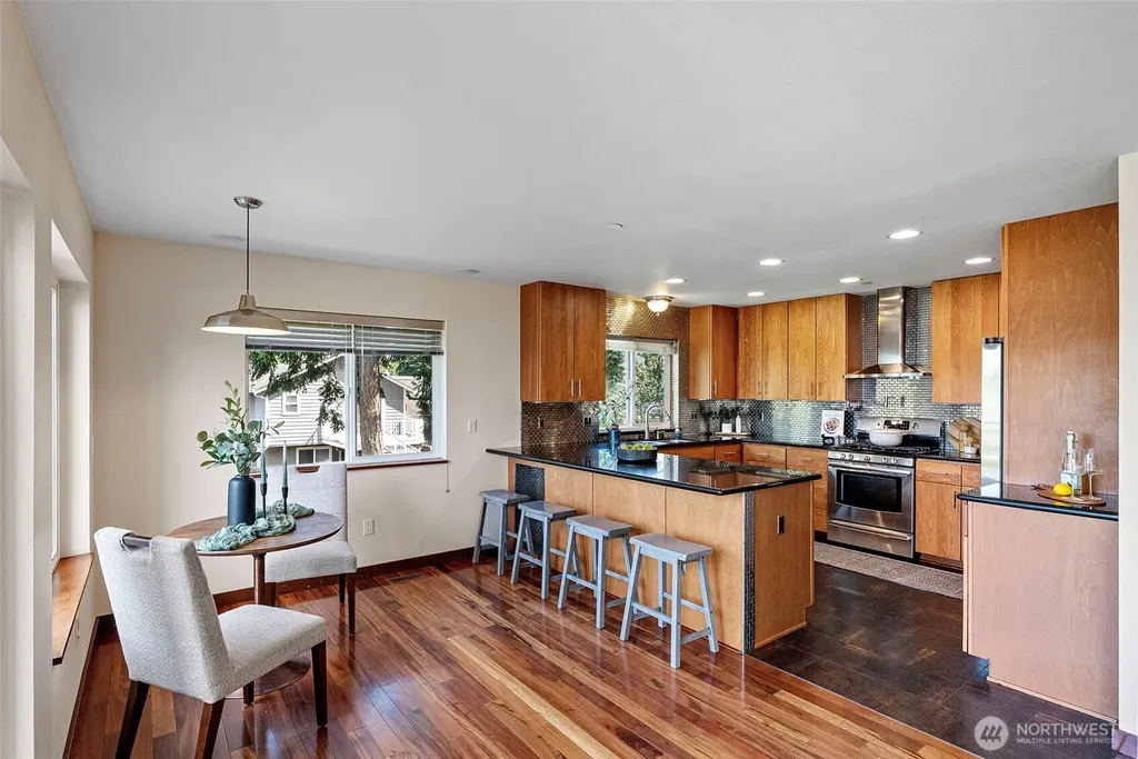 1709 Shorewood Drive Bremerton WA 98312